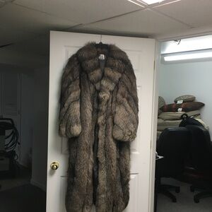 Silver Fox full length size 18-20 wore twice.